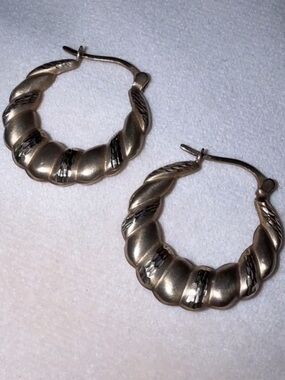 10KT Real Gold Gold-Tone Twisted Hoop Earrings - Women Jewelry diamond cut